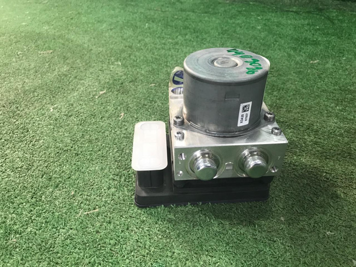 Блок ABS VW Polo sedan (2010-2020)