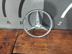 Эмблема крышки багажника Mercedes GLS (X167) 19-нв Б/У Оригинал A1678171300