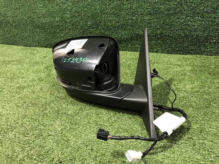 Зеркало правое Maserati Levante (2016-2024) 19к.