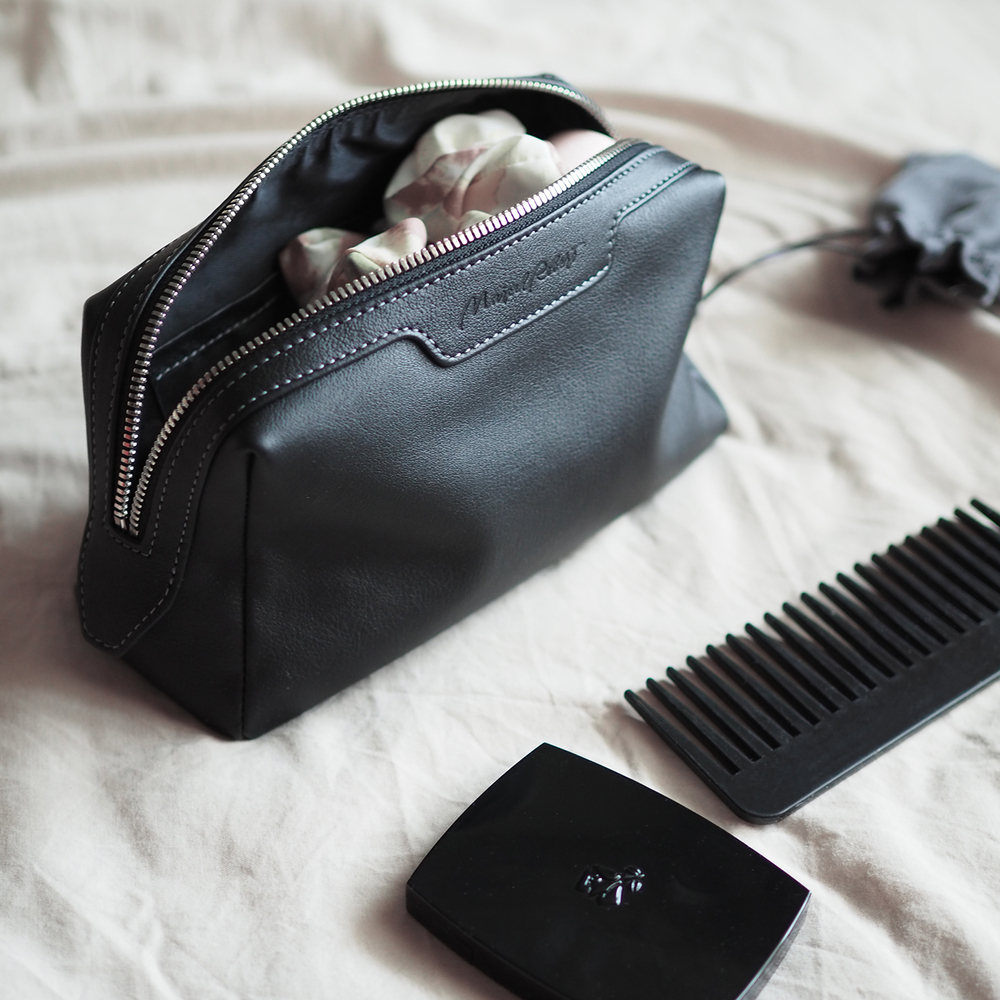 Несессер Trapèze из кожи теленка черного цвета