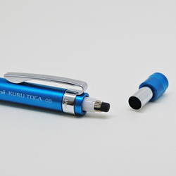 Механический карандаш 0,5 мм Uni Kuru Toga High Grade (голубой металлик)