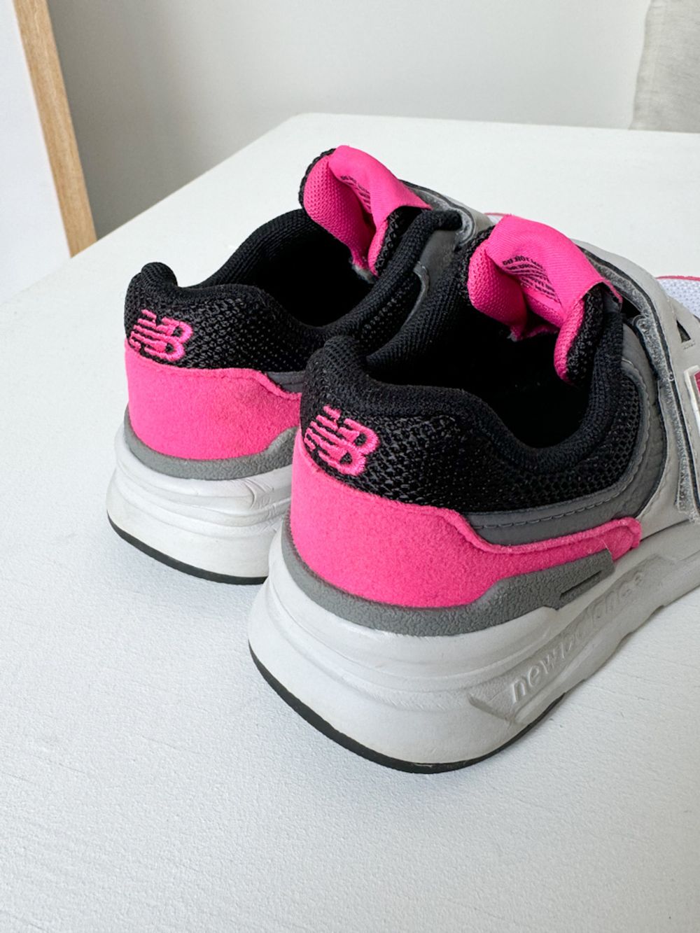Кроссовки New Balance, 28