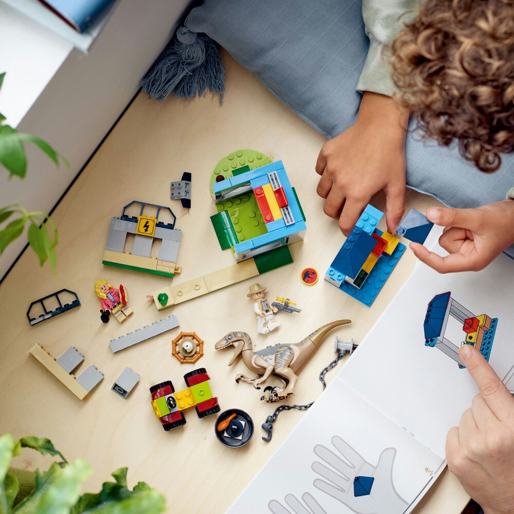 LEGO Мир Юрского периода — Побег велоцираптора 76957