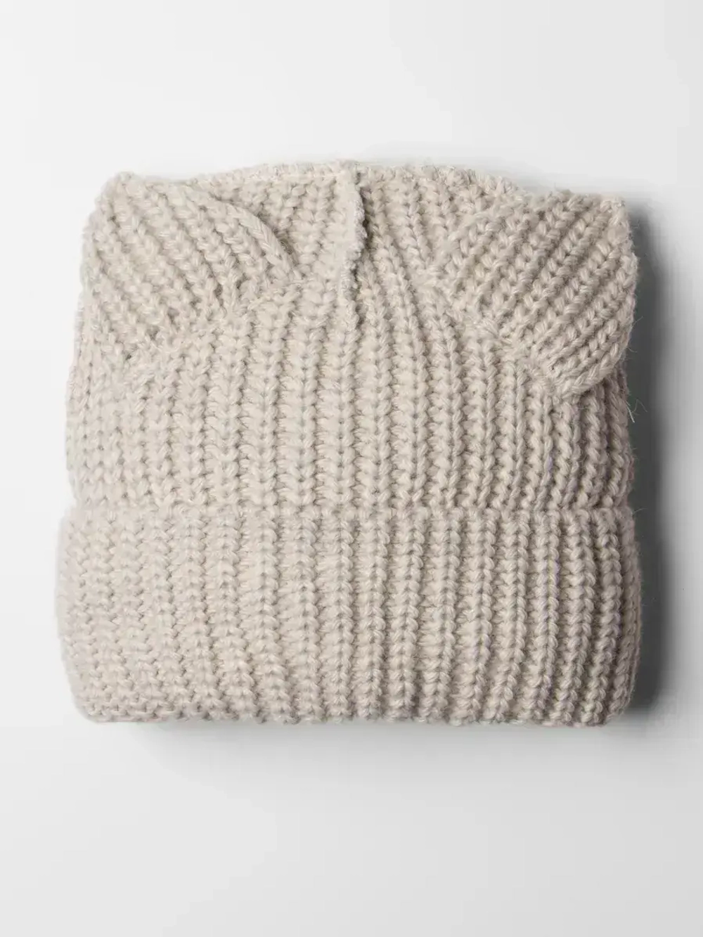 Шапка для подростка на осень с ушками