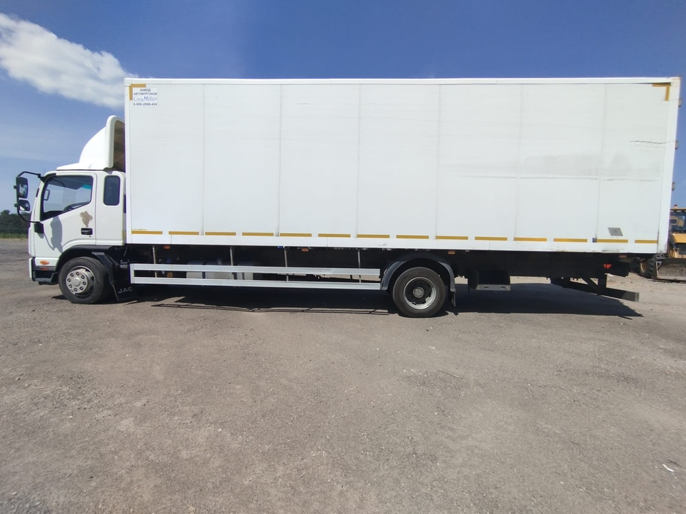 СПЕЦМОБИЛЬ-НН 2818* на шасси JAC N120 Изотермический/рефрижератор 2818J-42 (Изотермический, дизельны