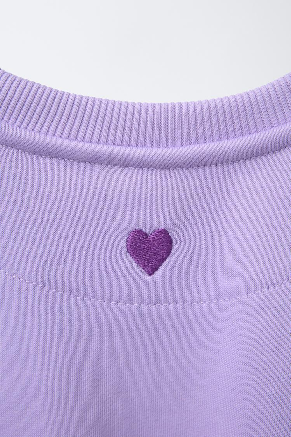 ZARA БАЗОВАЯ ОДНОТОННАЯ ТОЛСТОВКА, ЦВЕТ МАЛЬВЫ