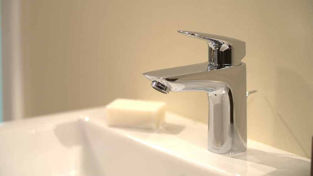 Смеситель для раковины Hansgrohe Logis 71100000 хром