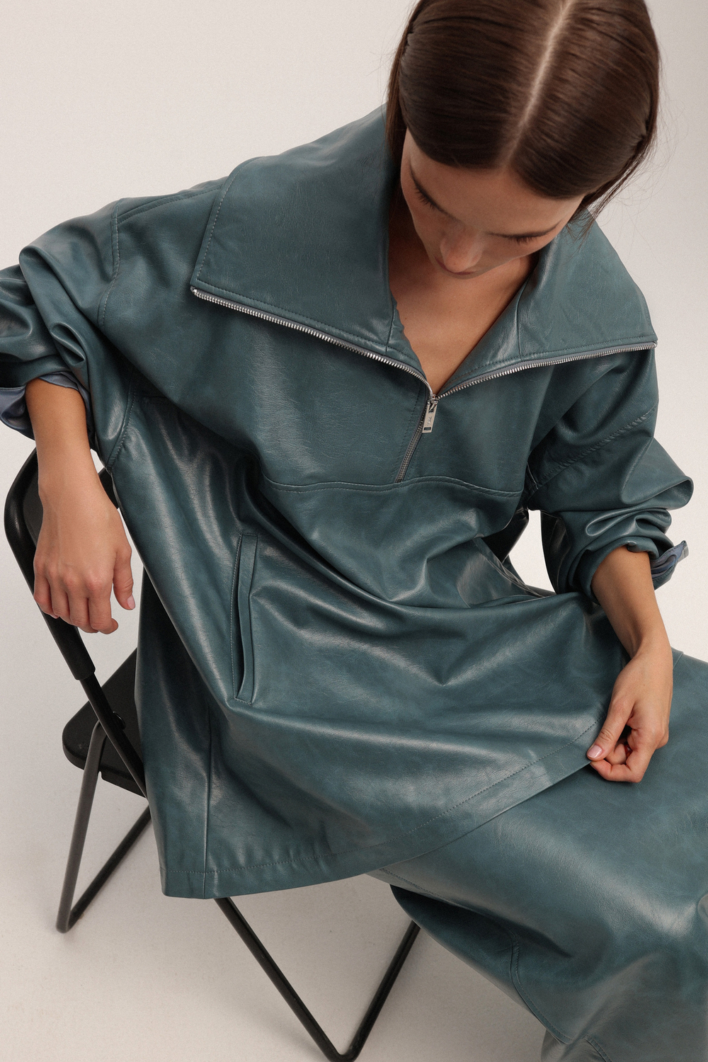 Анорак из экокожи