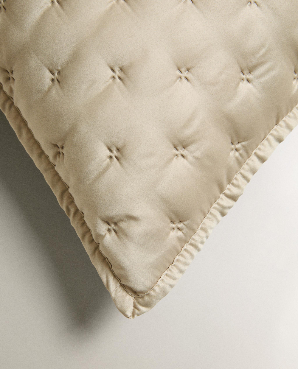 Zara Home наволочка декоративная из полиэстера, шампань