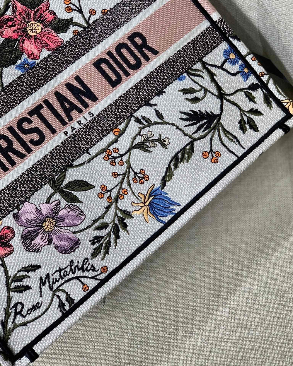 Christian Dior Book Tote 36 cm