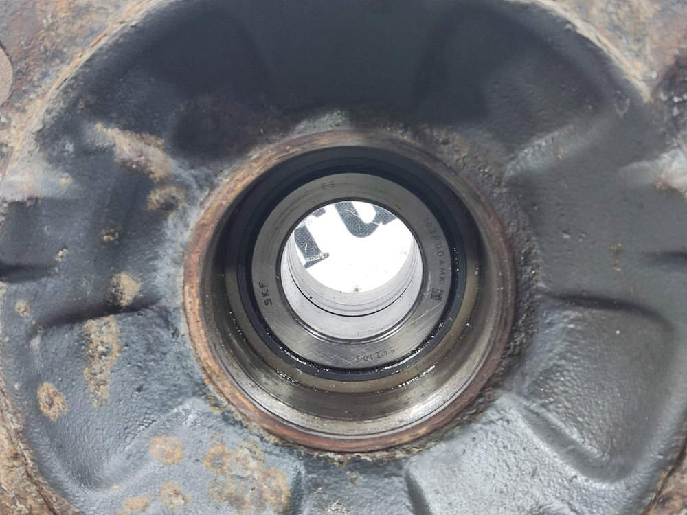 Ступица передняя