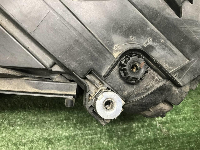 Фара правая Audi Q7 2 (2015-2019) LED