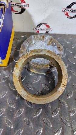 Шайба распорная 4931019