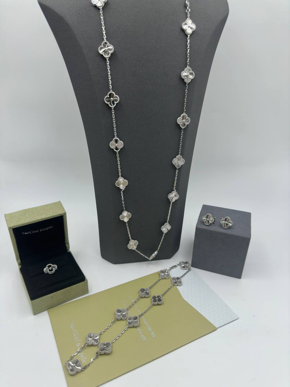 Чокер Van Cleef & Arpels