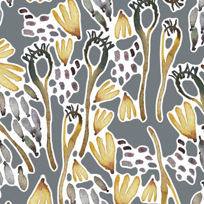 Первый снег заметает следы