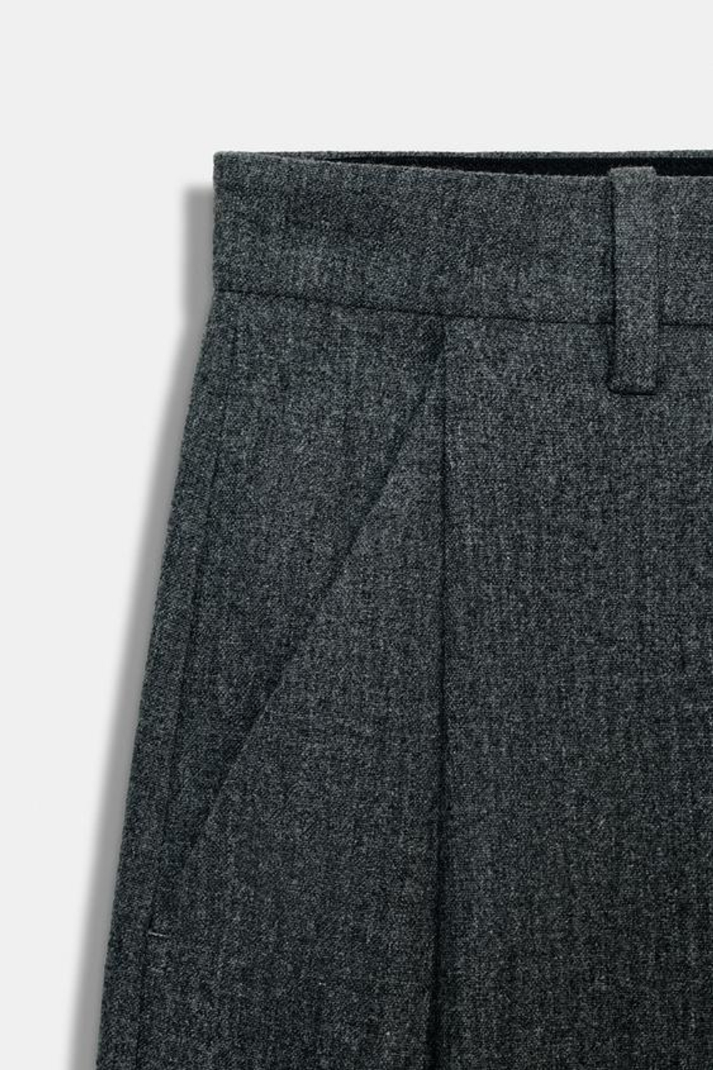 ZARA БРЮКИ WIDE-LEG С ЗАЩИПАМИ — ZW COLLECTION, СЕРЫЙ