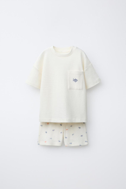 ZARA КОМПЛЕКТ ФУТБОЛКА И ШОРТЫ С ПРИНТОМ "РЫБЫ", БЕЛЫЙ