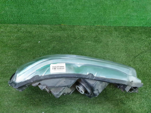 Битая Фара левая Suzuki Vitara 2 (2014-2019) галоген