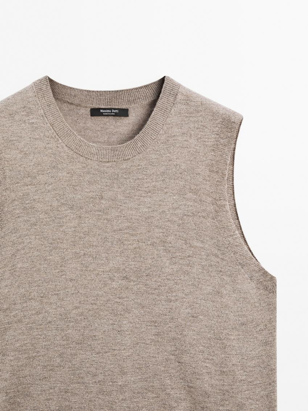 Massimo Dutti Укороченный жилет из смесовой шерсти с круглым вырезом, кротово-коричневый