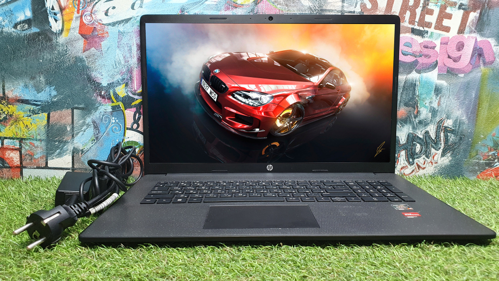 Ноутбук HP Ryzen 3 /8Gb/17-cp0125ur 5D5G5EA/Windows 10