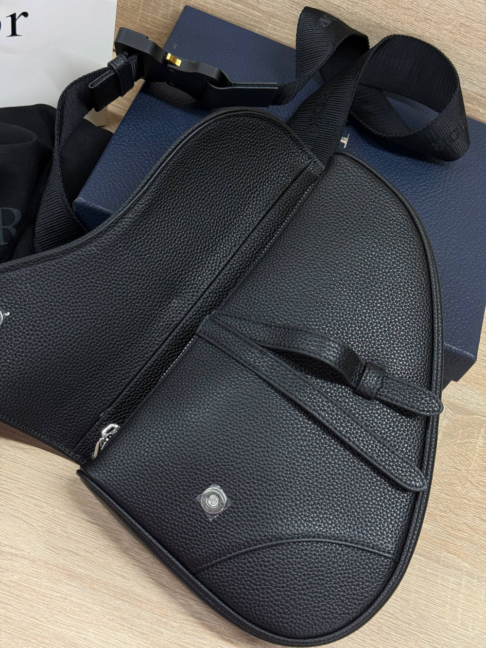 Сумка-мессенджер Dior