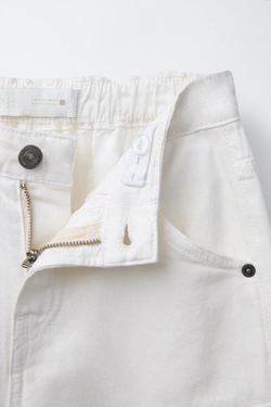 ZARA ДЖИНСОВЫЕ ШОРТЫ С КАРМАНАМИ, ЭКРЮ