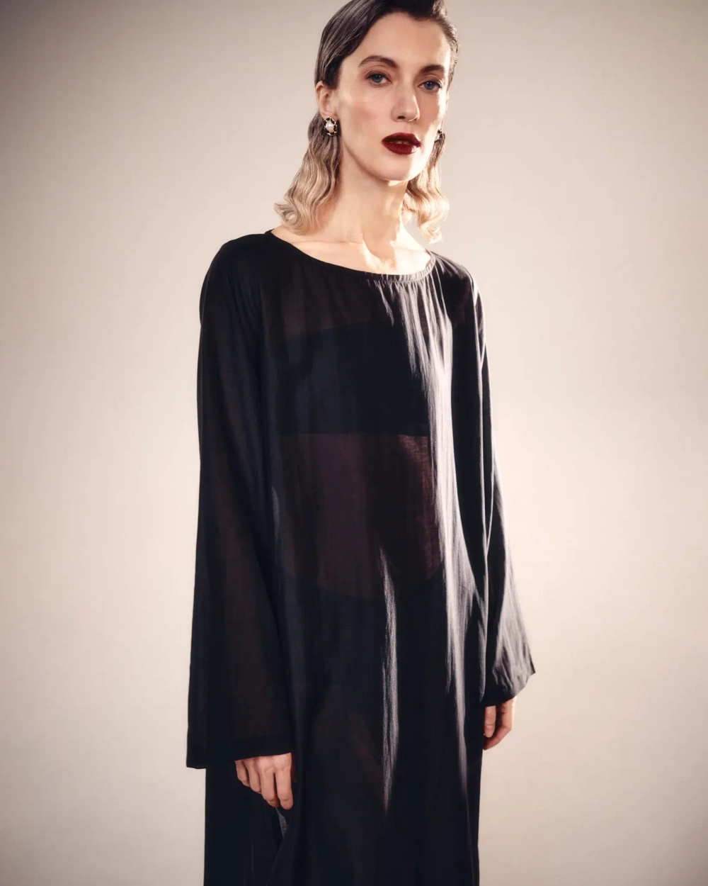 Платье-футляр