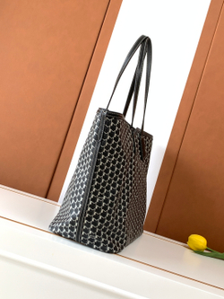 Moynat M Tote GM
