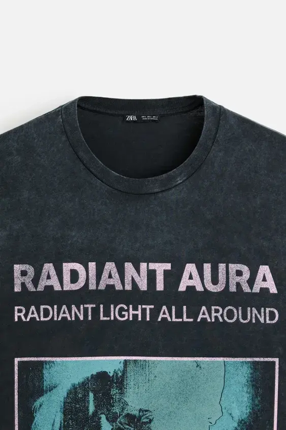 ZARA ФУТБОЛКА ИЗ ТКАНИ С ЭФФЕКТОМ ПОТЕРТОСТИ С ПРИНТОМ, ТЕМНЫЙ АНТРАЦИТ