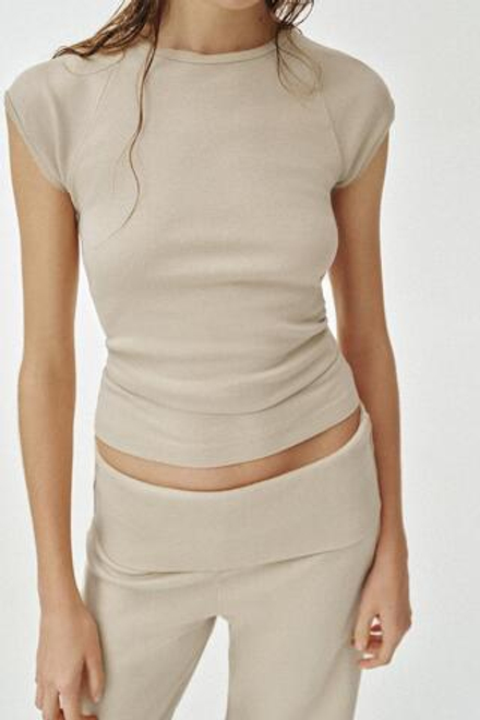 ZARA ФУТБОЛКА С ЭФФЕКТОМ ПОТЕРТОСТИ И РЕГЛАНОМ, БЕЖЕВЫЙ