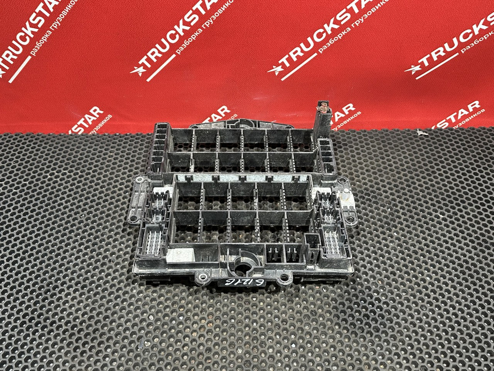 Кронштейн разъемов 2019г