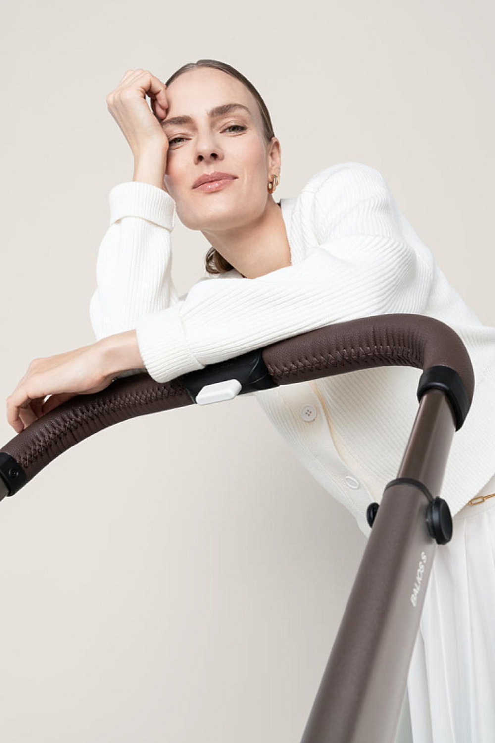 Коляска Cybex Balios S Lux TPE 2025 Aton B2 i-Size Volcano Black 3 в 1 Stormy Blue