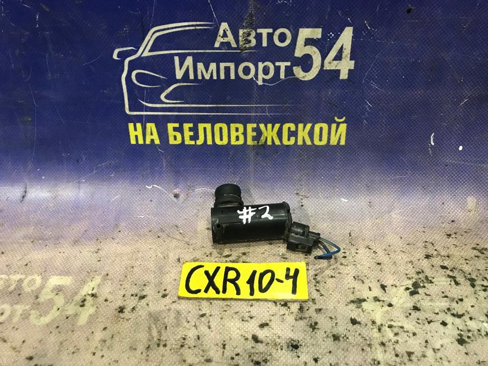 Моторчик бачка омывателя TOYOTA ESTIMA 1993