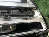 Битая Фара правая Genesis GV80 (2020-2023) LED