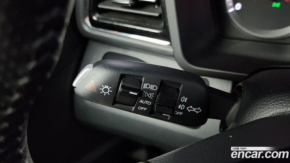 KG Mobility (Ssangyong) Very New Tivoli Бензин 1.5 2WD (09.2020)