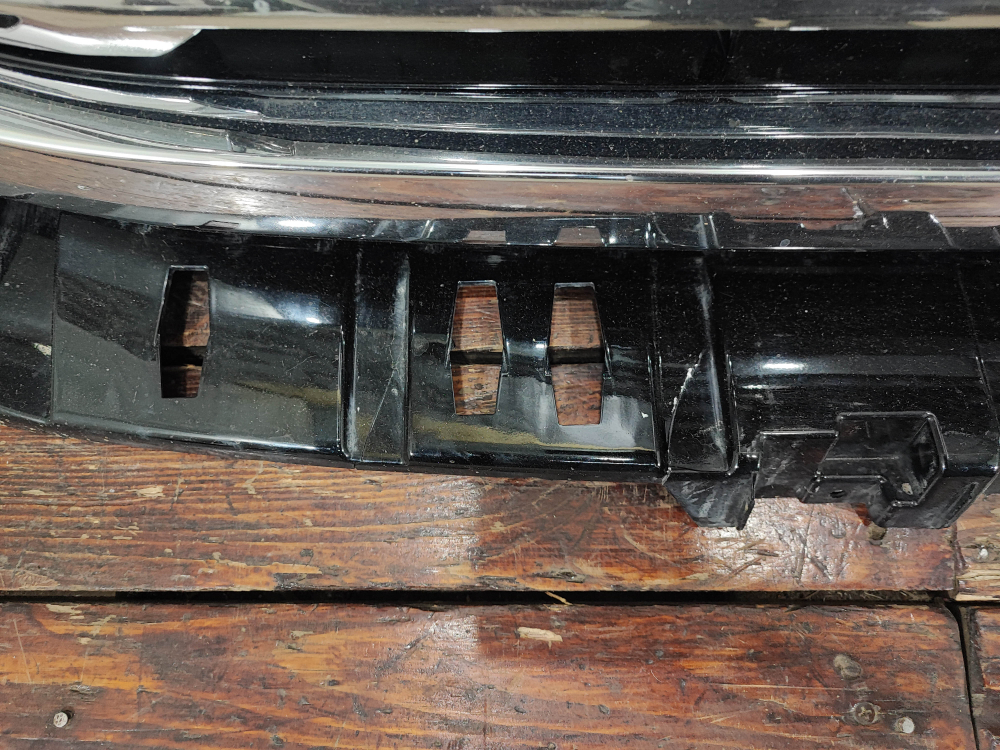 Решетка радиатора Tank 500 21-нв Б/У Оригинал 5509200XKV3CA