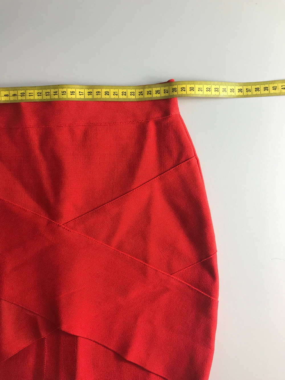 Юбка обтягивающего кроя, маркировка XS, визуально на 42 размер