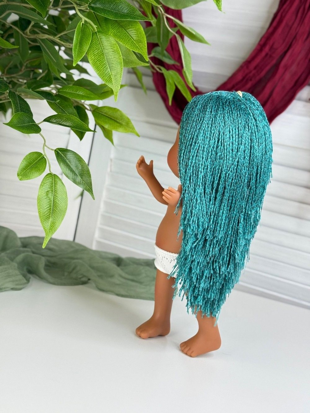 Кукла Nines виниловая 30см PIPPA LATINA без одежды (2899WL7A2)