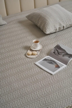 Покрывало Luxberry Зигги Серо-фисташковый