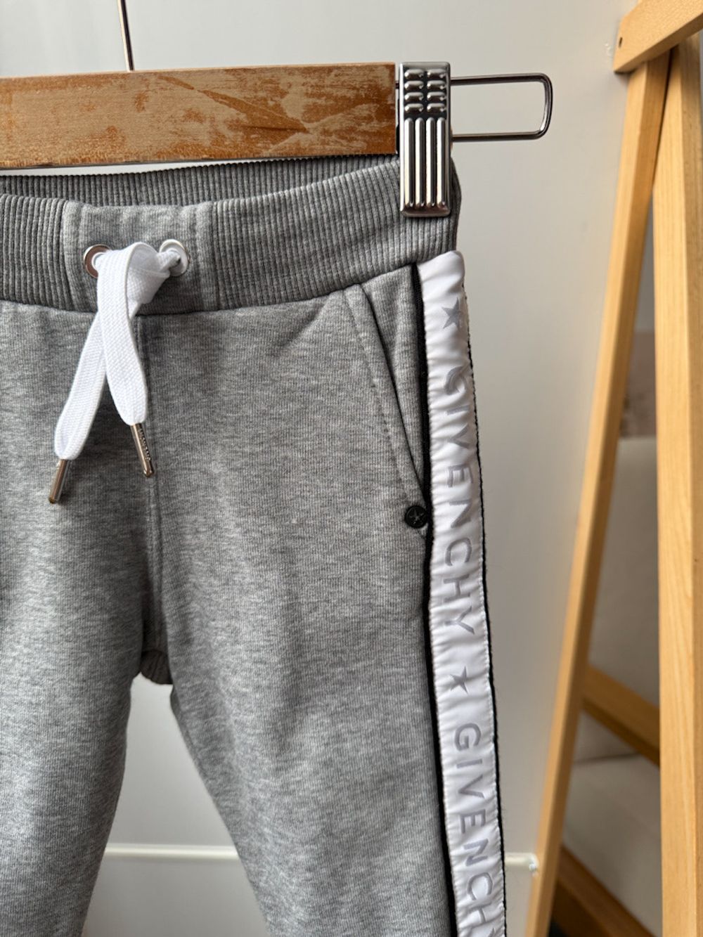 Костюм Givenchy, 74