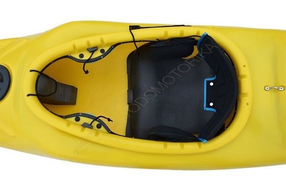 Каяк для бурноводинга Вольный Ветер Квест