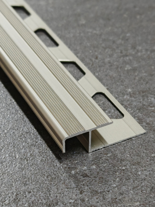 АПZR 10мм "DO-1" 2,7м Шампань (бронза) мат.  ZR-об. 20мм на порог анод. алюм.