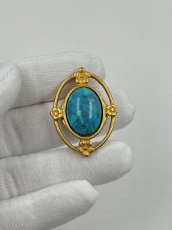 Накладка на пуговицу с голубой вставкой