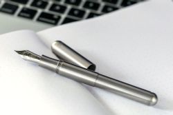 Ручка перьевая Supra в стальном корпусе с пером EF 0.5 мм (10001781) 2