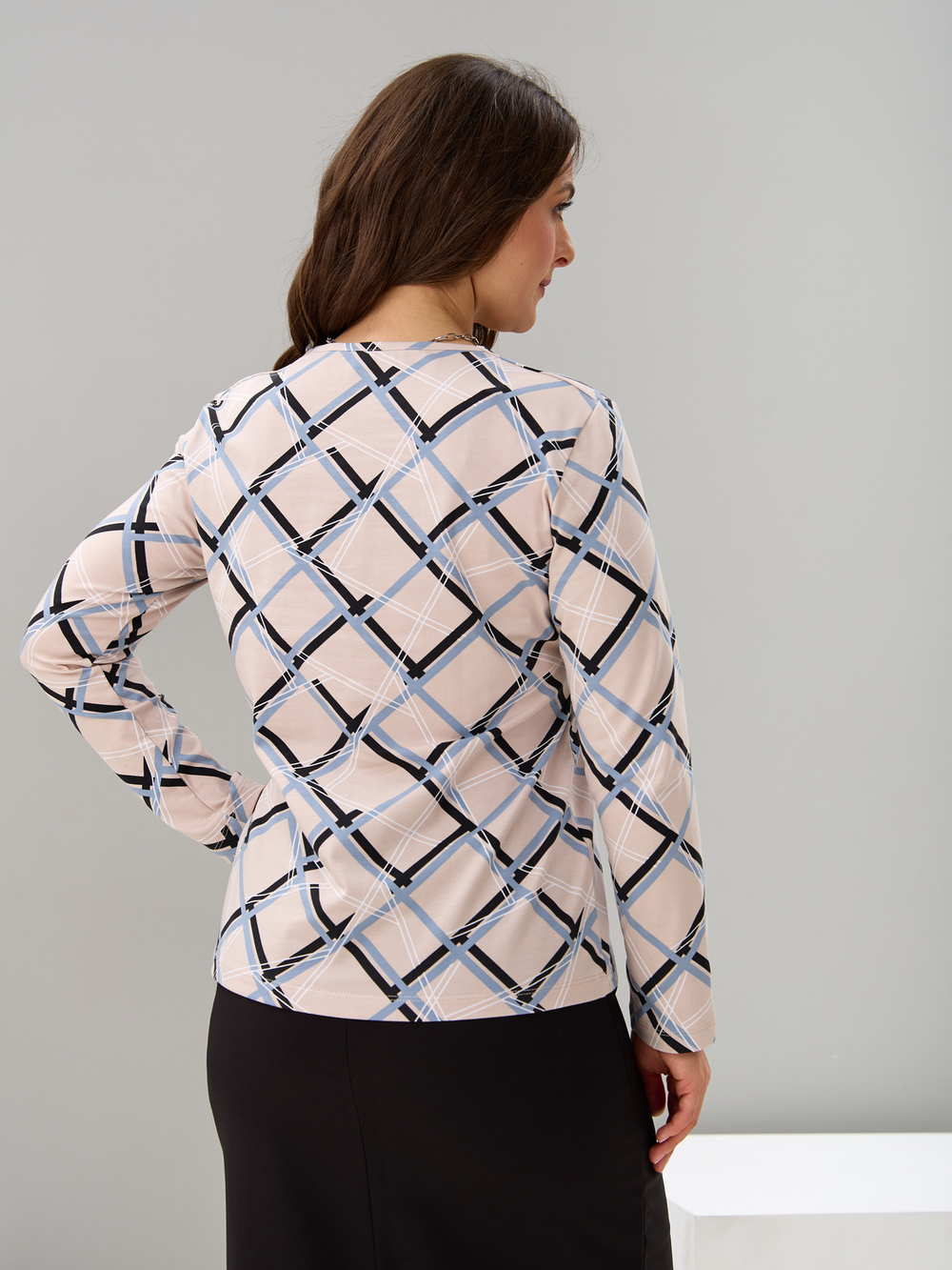 Лонгслив ЛНкл-080/бежевый-линии