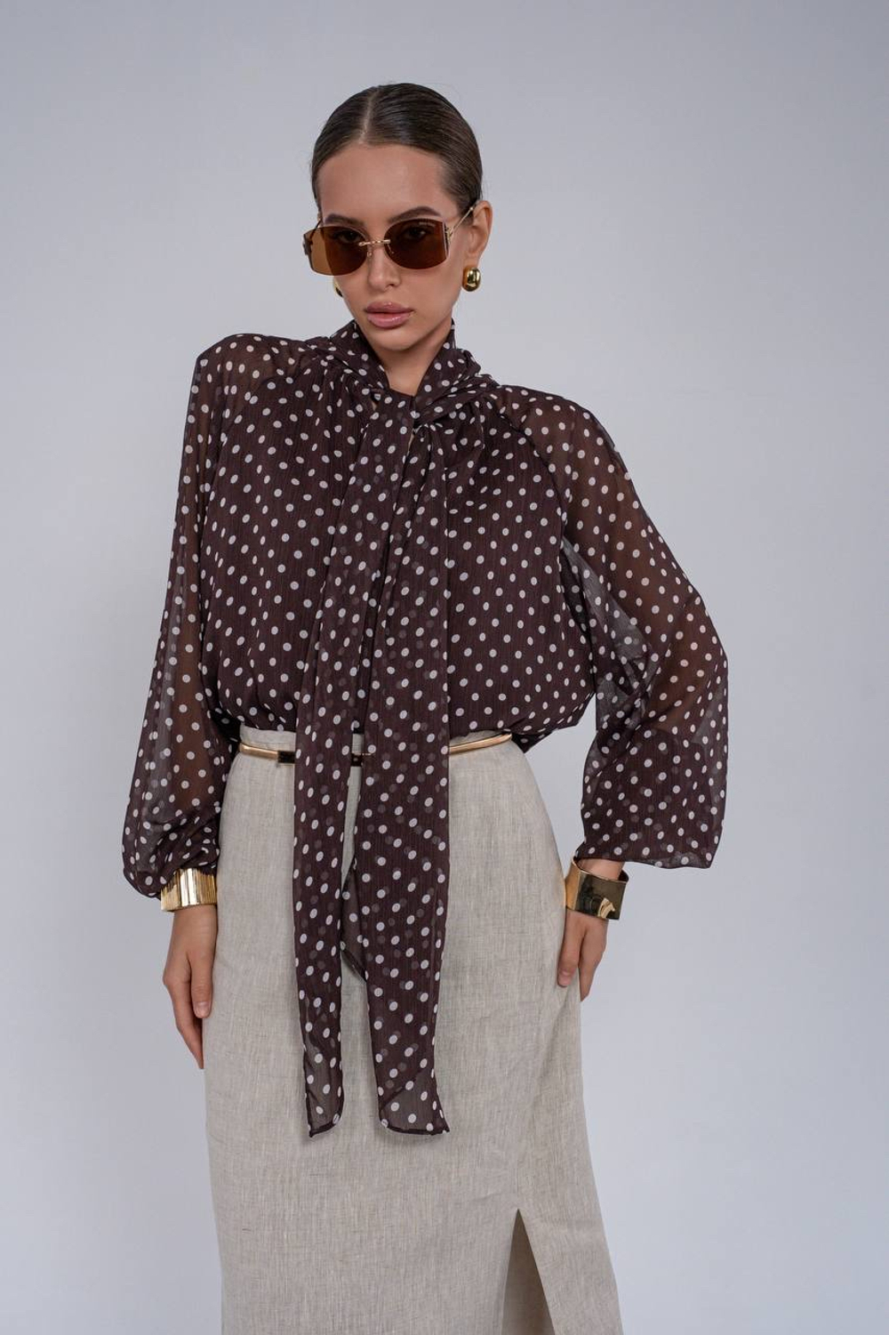 Шифоновая блуза в горошек