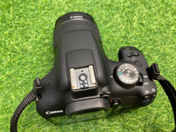 Canon 2000D Kit 18-55mm 3.5-5.6 III 850 кадров