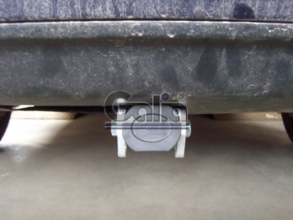 Фаркоп оцинкованный Galia F097C для Ford Mondeo седан/хетчбек 2000-2006(паспорт и сертификат в комплекте)(без электрики)