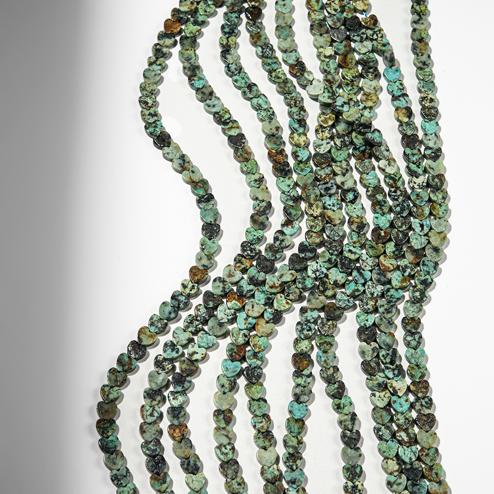 Хризоколла натуральная, мини-сердечки, 6,3мм