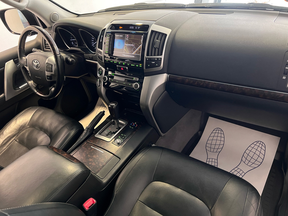 Toyota Land Cruiser, 2014 год